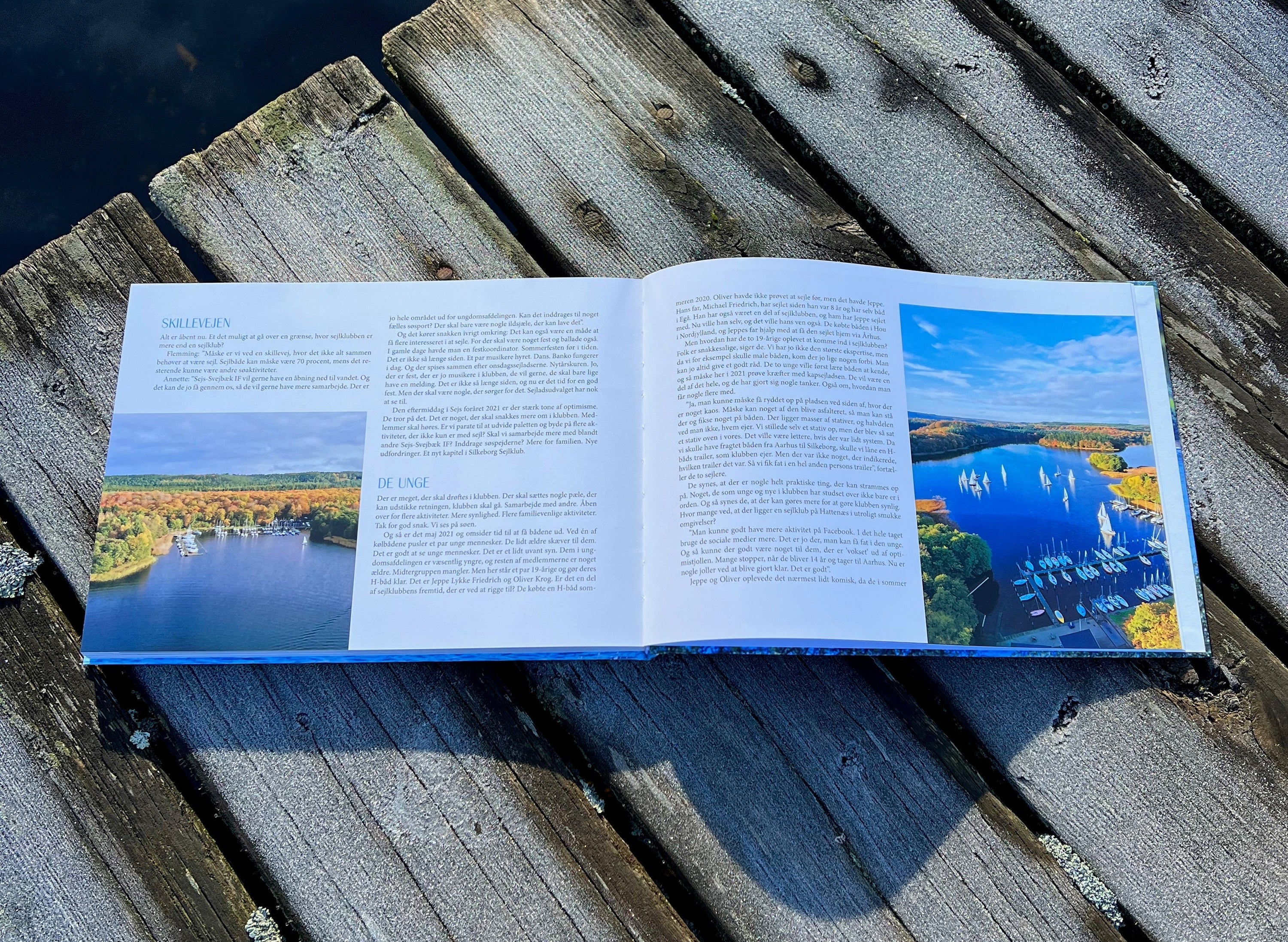 "De hvide sejl på de blå søer"